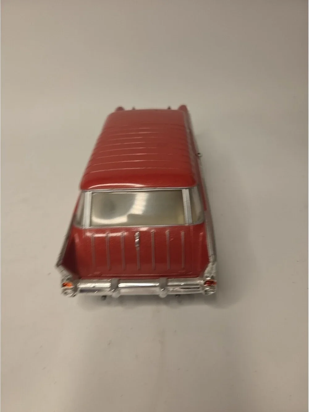 Road Tough Collection 1957 Chevrolet Nomad  DIECAST MODEL CAR 1:18 Orange
